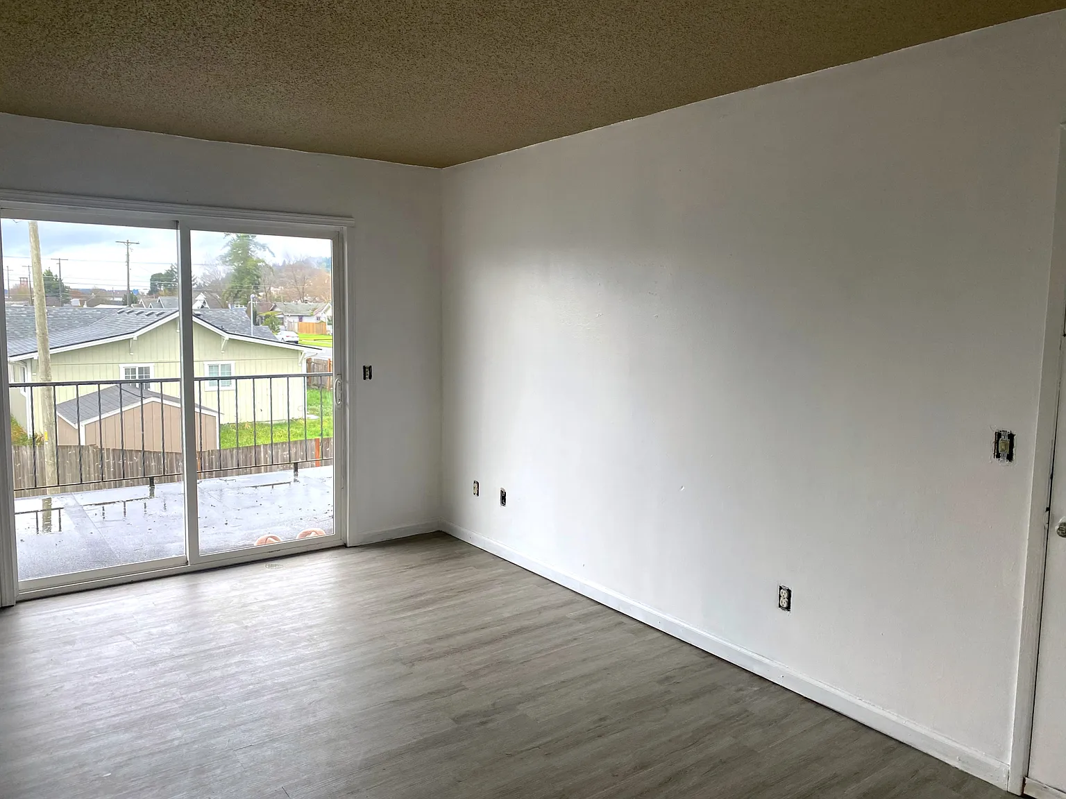 2 bed, 640 sqft, $1,450 — Photo 3