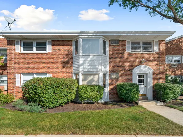 514 W Miner St APT 2F, Arlington Heights, IL 60005