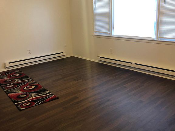 2nd image of 4 Columbia Ln Floor 2