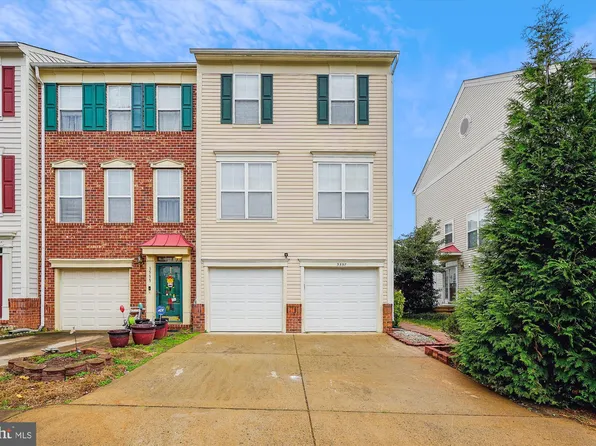 3557 Moon Way, Woodbridge, VA 22193