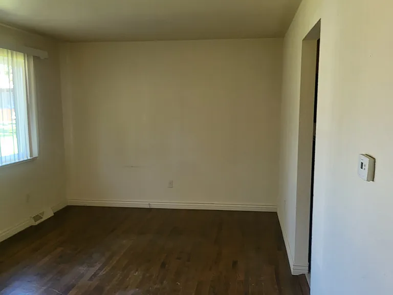 6320 Knox Ct — Photo 5