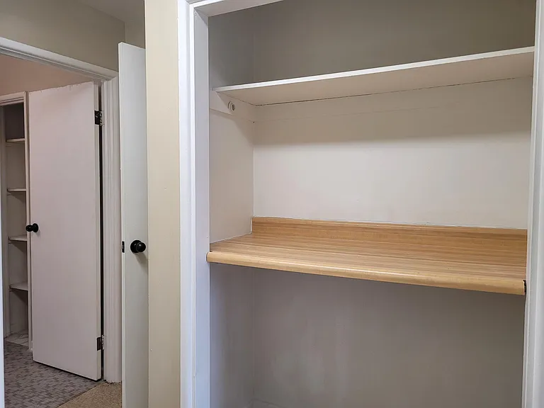 1112 Finley Ave #12B — Photo 5