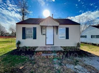 900 W Kerr St, Springfield, MO 65803