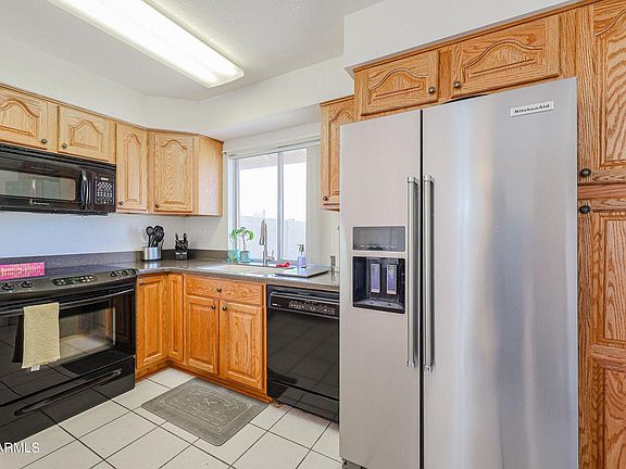 4th image of 1450 W Beaubien Dr