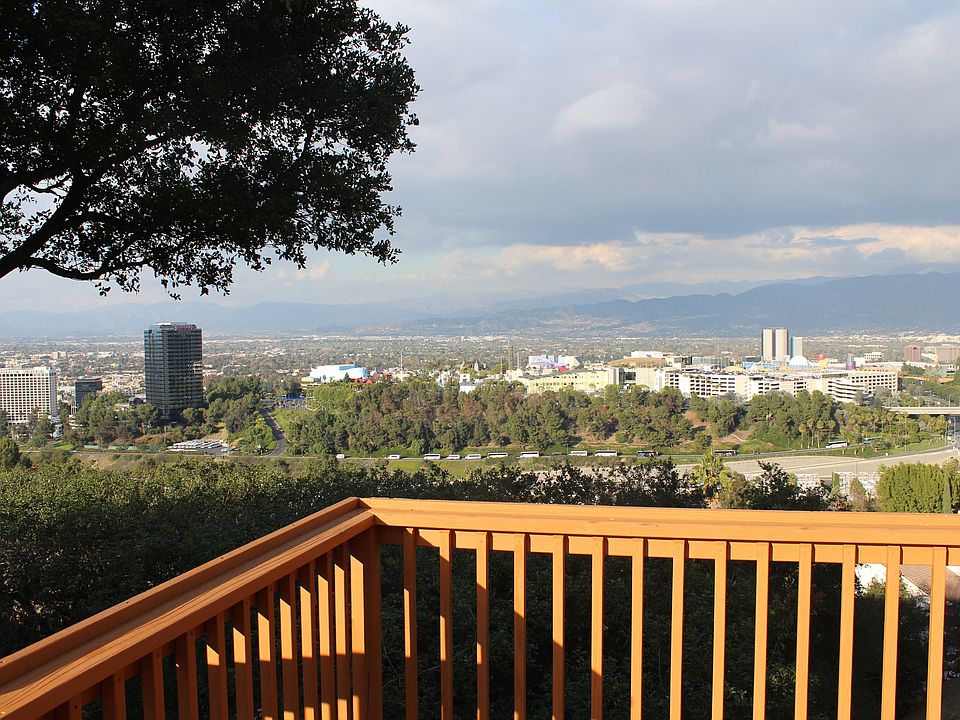 1st image of 3321 Bonnie Hill Dr