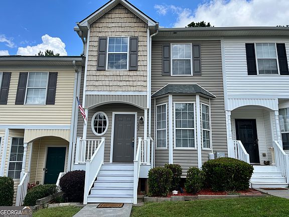2nd image of 105 Timber Ridge Dr