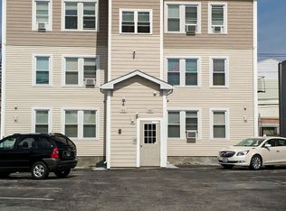 91 Roberts St APT F, West Warwick, RI 02893