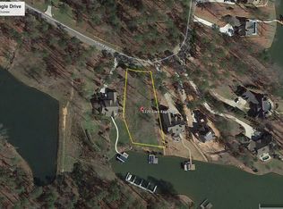 1220 Glen Eagle Dr, Greensboro, GA