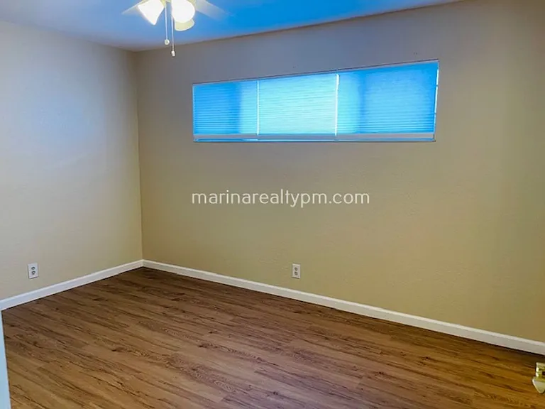 115 Graves Ct — Photo 17
