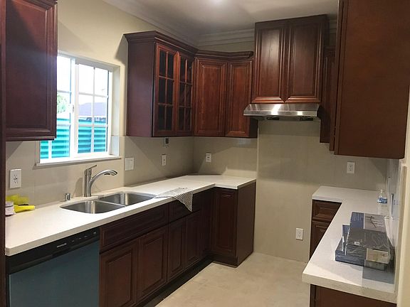 3rd image of 3850 Temple City Blvd