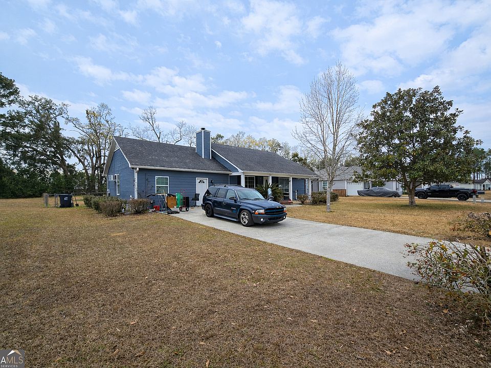 1st image of 3877 Stratford Cir