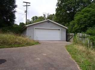 2165 Gingerbread Rd, Christiansburg, VA 24073