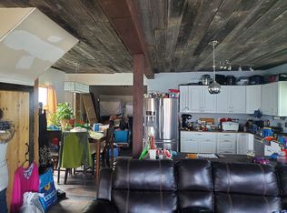528 Maple St, Sault Sainte Marie, MI 49783