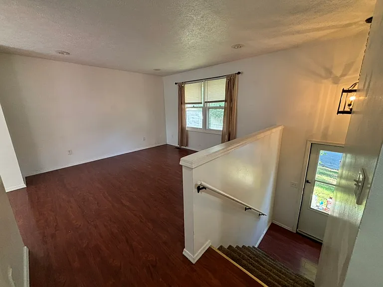 116 S Pine Cone Ct — Photo 3