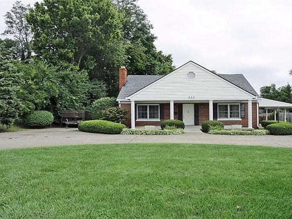 2nd image of 933 Lane Allen Rd