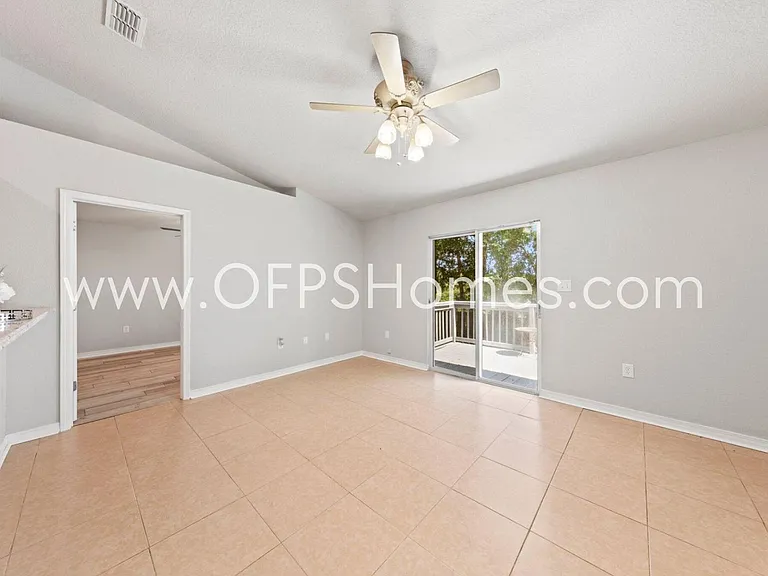107 Cabana Way — Photo 9
