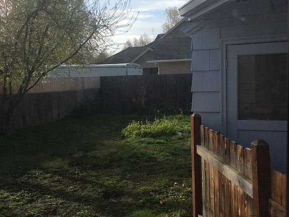 3rd image of 162 Bryant Ave