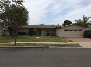 967 Sonora Rd, Costa Mesa, CA 92626