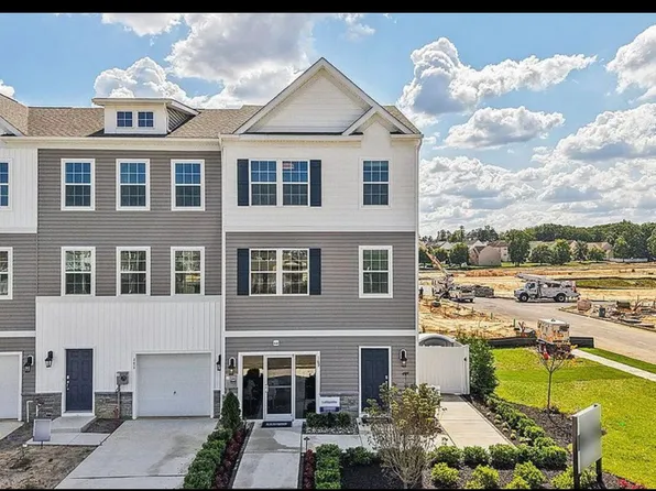 200 Sandy Ridge Rd, Sicklerville, NJ 08081