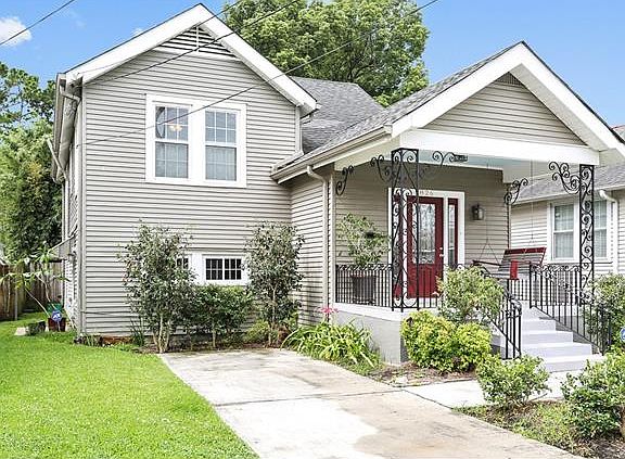 2nd image of 826 Voisin St