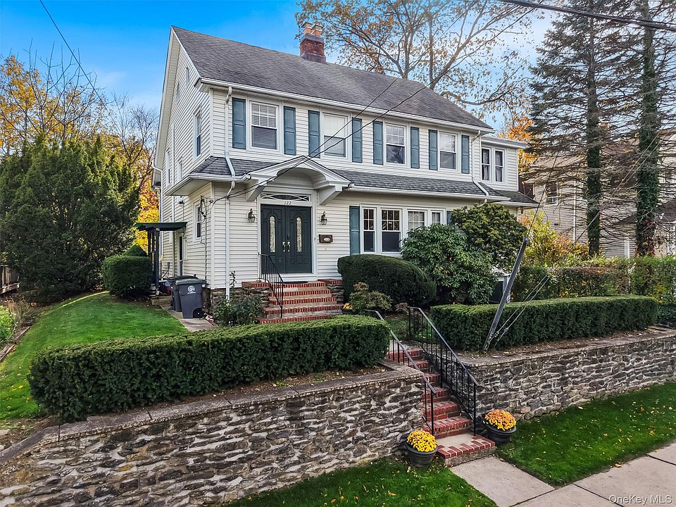 1st image of 122 Greenacres Avenue
