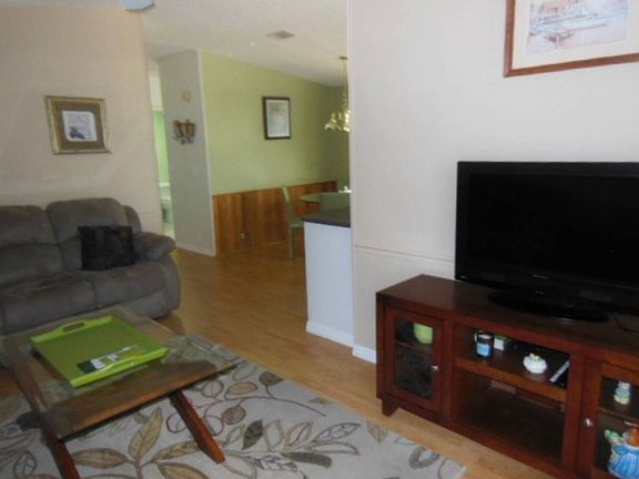 3rd image of 1612 Deverly Dr