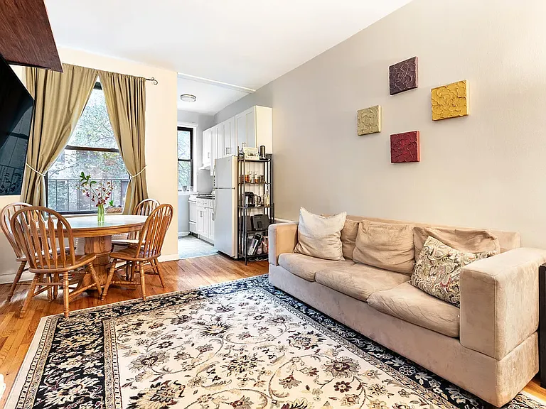 531 E 87th St #2D — Photo 1