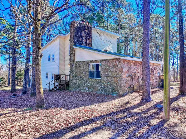 150 Bugger Hollar Ln, Batesville, AR 72501