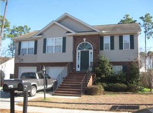 1302 Lantern Rd, Summerville, SC 29483