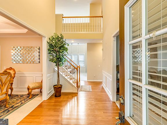 4th image of 25 Snapdragon Ln