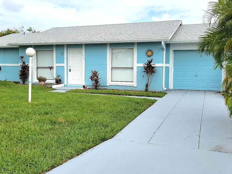 872 Aspenwood Cir