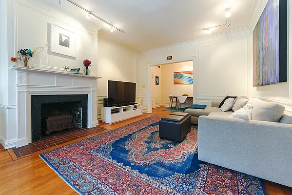 Rented by Corcoran | media 15