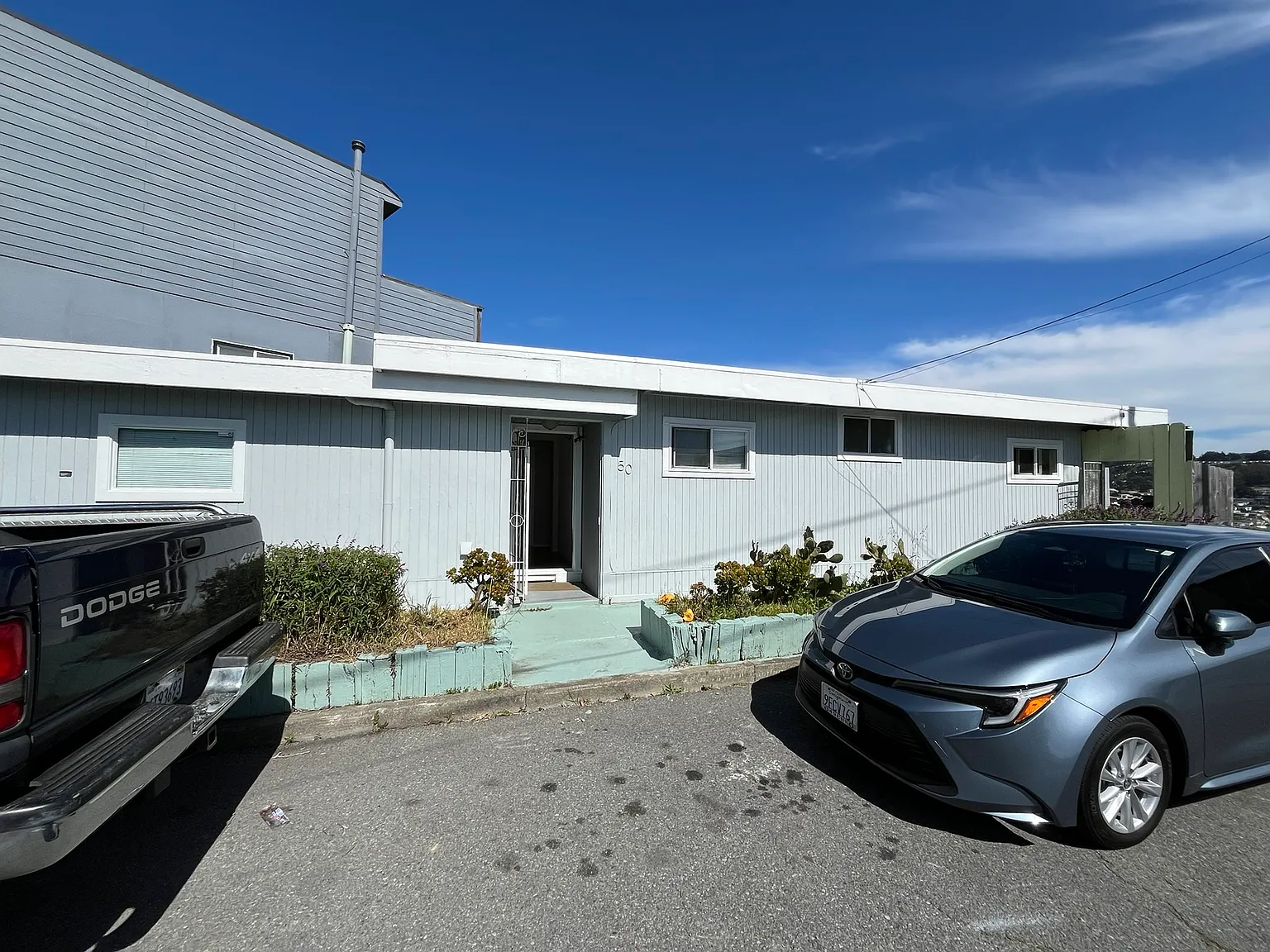 4 bed, 1250 sqft, $1,200 — Photo 2