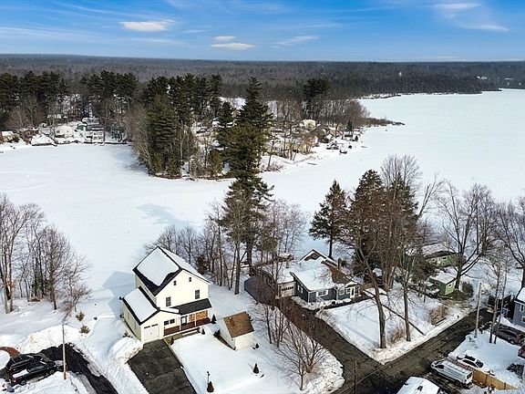 2nd image of 8 Dulcies Point Rd