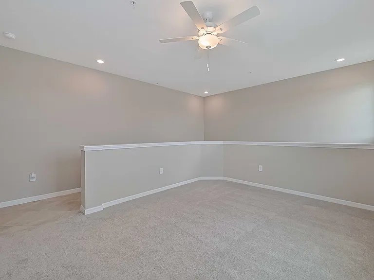 20550 Hazelnut Ct S #1823 — Photo 20