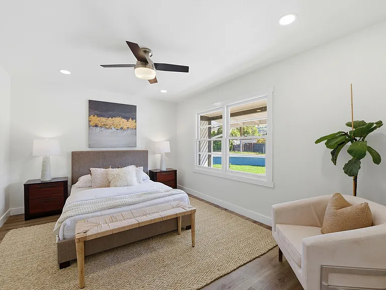 641 Toyon Ave — Photo 8