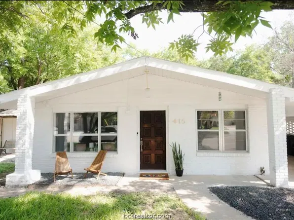415 N Coulter Dr, Bryan, TX 77803