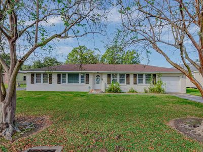 655 7th St, Port Allen, LA, 70767