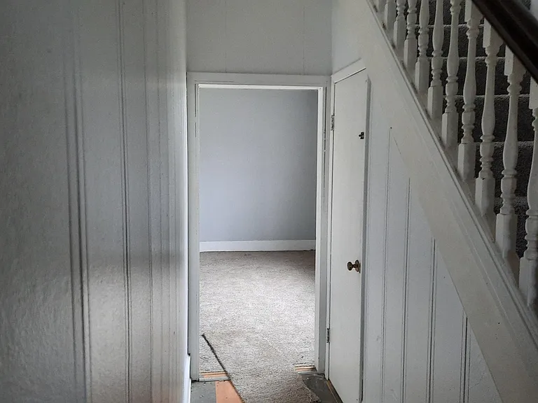 312 W Dubois Ave — Photo 7
