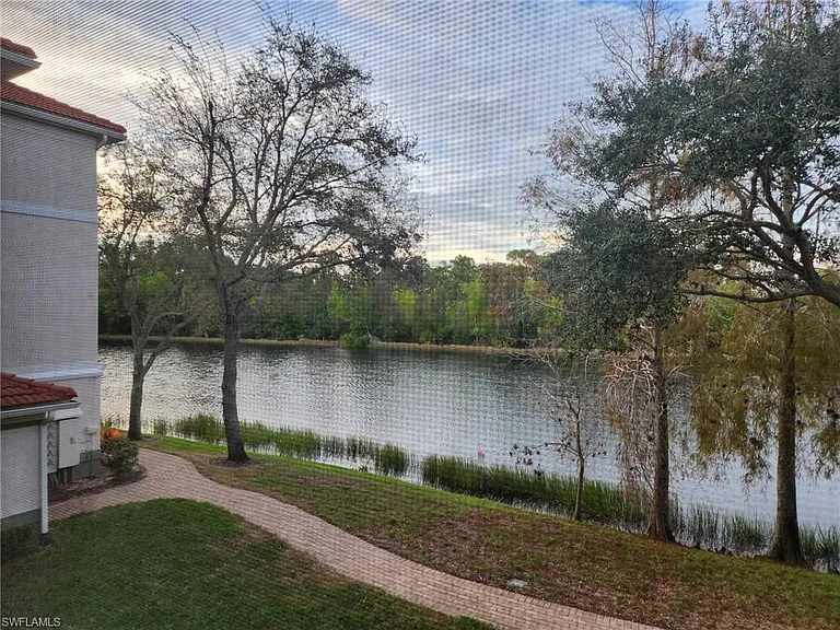 23560 Walden Center Dr #207 — Photo 9