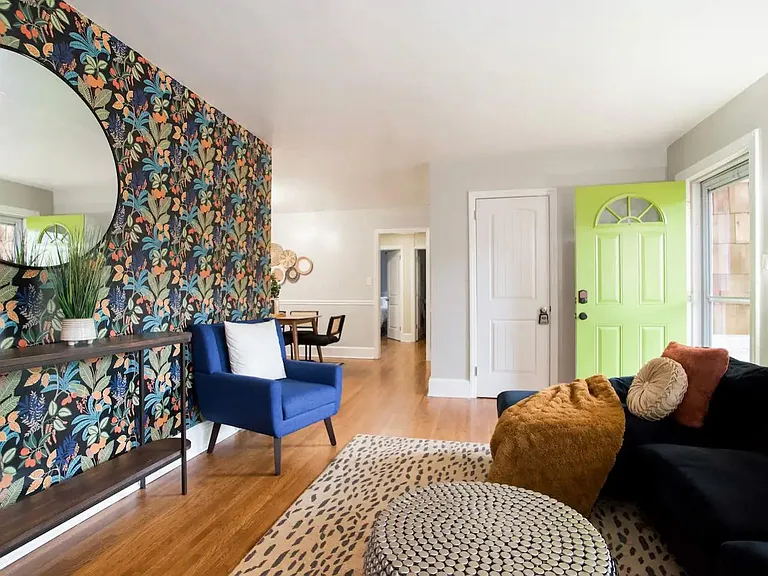 1735 Woodland Dr — Photo 5