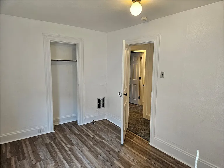 2212 Cronemeyer St — Photo 30