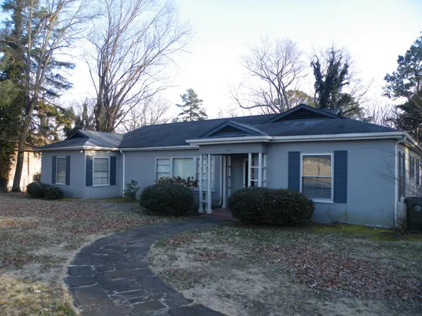 910 James Blvd, Signal Mountain, TN 37377