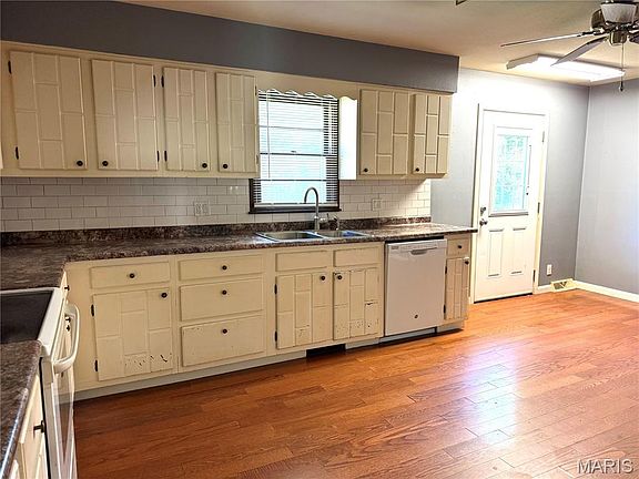 4th image of 116 Terrace Dr