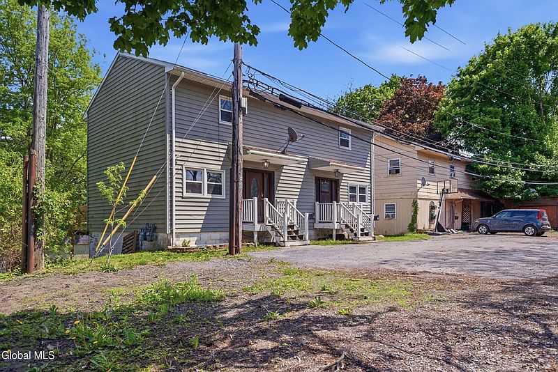 2nd image of 34 Spring Street
