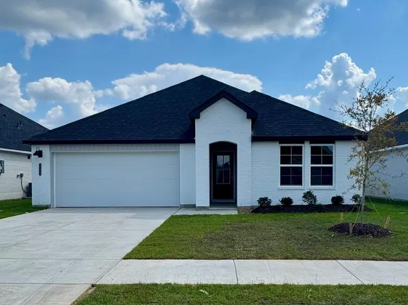 3124 Sapphire Dr, Lake Charles, LA 70607