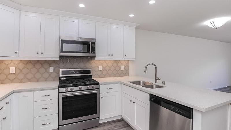 1st image of 3988 60th St Unit 20