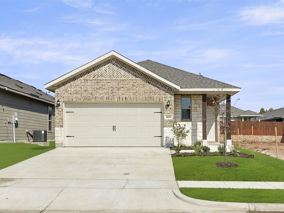 1st image of 1604 Meadow Crest Dr