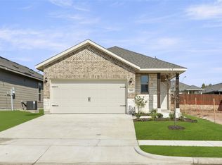1604 Meadow Crest Dr, Aubrey, TX 76227