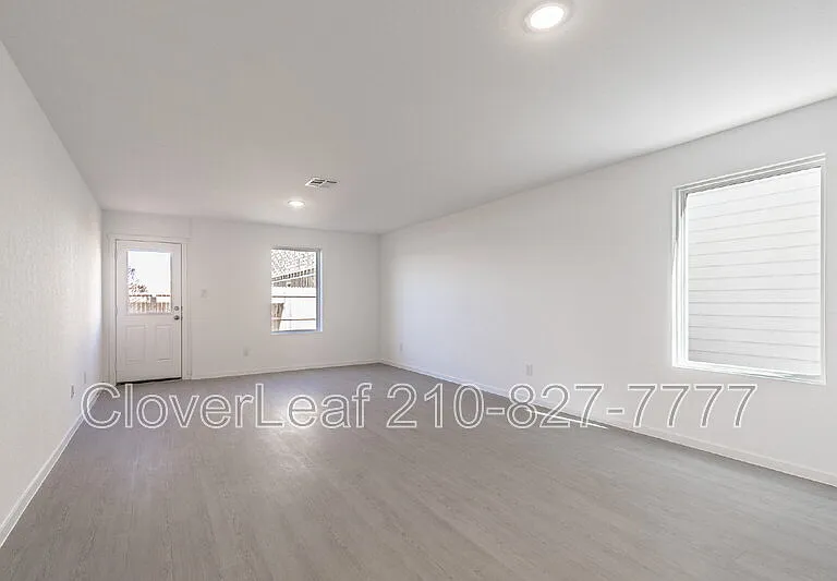 7649 Barcelo Way — Photo 9